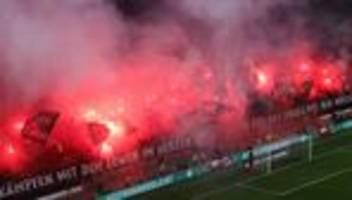 Gleich fünf Spiele betroffen: Bayer muss wegen Pyro-Vergehen 185.000 Euro Strafe zahlen