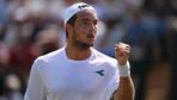 Jan-Lennard Struff: Struff besiegt Medwedew und steht im Achtelfinale von Wimbledon
