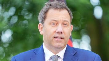 Finanzminister Klingbeil plant 2027 höhere Ausgaben und mehr Schulden