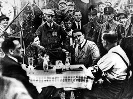 NSDAP-Kartei: Warum Hitlers Mitgliedskarte nicht digital zu finden ist