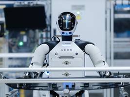 Industrie: Mensch, Roboter!
