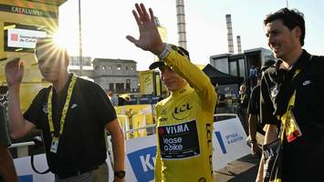 vingegaard bei tour de france mit zeichen an pogacar: „es ist der perfekte start“