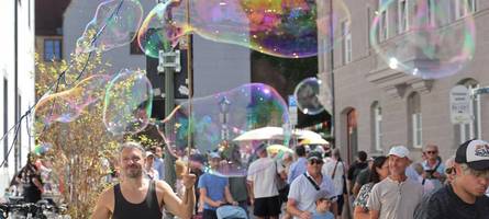 Die schönsten Bilder vom Ulrichsviertel-Straßenfest