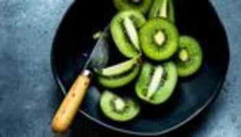 Ernährung und Schlaf: Wer besser schlafen will, sollte auch aufs Essen achten