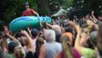 Folkmusik: Rund 90.000 Gäste besuchen Rudolstadt-Festival