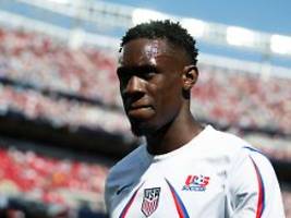 Nach Platzverweis: Trump bedankt sich bei FIFA für Begnadigung von Torjäger Balogun