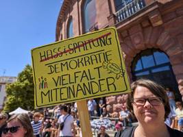 zwei bücher über gesellschaft und demokratie: was gegen politikfrust helfen kann