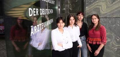 Medizin: Was Frauen an Missbrauch und Übergriffen in der ärztlichen Ausbildung erleben