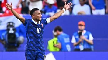frankreich und mbappé ringen ruppiges paraguay nieder: „hände in die scheiße“