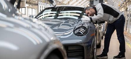 Porsche rutscht tiefer in die Krise: Deutscher Autohersteller streicht weitere 4000 Stellen