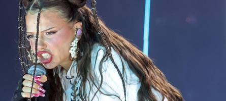 Nina Chuba hoch drei: Popstar-Show mit Pomp in der Münchner Olympiahalle