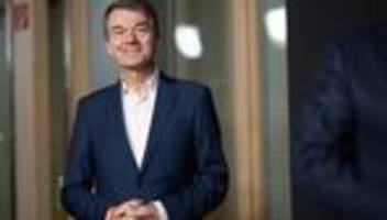 Fernsehen: Jörg Schönenborn gibt Einstand als «Tagesthemen»-Moderator