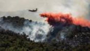 Waldbrände in Südfrankreich: Großwaldbrand in den Pyrenäen breitet sich weiter aus