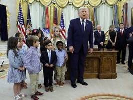 inflation belastet us-bürger: trump gibt startschuss für nach ihm benannte kinder-aktiendepots