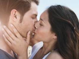 lippenbekenntnisse im wandel: warum küssen wir eigentlich?