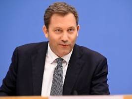 Rekordschuld hier, Kürzungen da: Lars Klingbeil wird Deutschlands Wettschuldenkönig