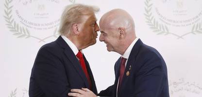 Donald Trump und Gianni Infantino: Die Bromanze, die den Fußball missbraucht