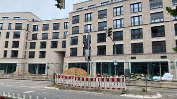wohnungs-chaos in pinneberg: baustopp zwingt familien in notunterkünfte