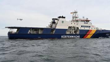 von drohne gefilmt: tankschiff-besatzung kippt müll in die nordsee
