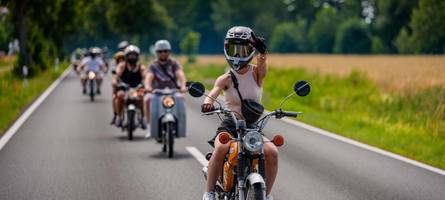 Simson den Deutschen? Sachsen-Anhalt, Kult-Moped und AfD