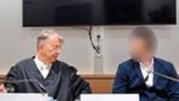 plädoyers: getöteter zugbegleiter – anklage fordert zwölf jahre haft