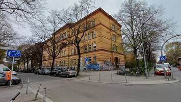 ex-suchtkranken-schule nebenan – eltern in kreuzberg empört: „viele sind geschockt“