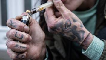 Erschreckende Zahlen: Immer mehr junge Menschen sterben an Drogenkonsum