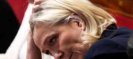 le pen schuldig: nun bleiben abtritt oder wahlkampf mit fußfessel