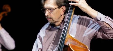 Ein Orchesterleben mit dem Kontrabass