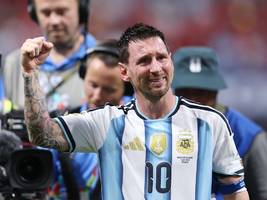 Argentinien schlägt Ägypten 3:2: Und dann weint Messi vor Erleichterung
