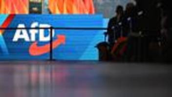 CSU-Landtagsfraktion: CSU-Politiker erwägen Verbotsverfahren gegen Thüringer AfD