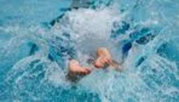 Spendenaktion: Anonymer Gönner spendiert Kindern freies Freibad