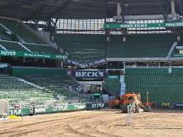 Schreck in Bremen: Tribüne im Weserstadion stürzt teilweise ein