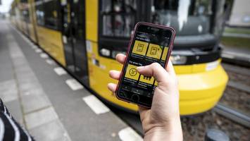Neue BVG-App „Max“: Streit in Hamburg bremst Millionenprojekt aus