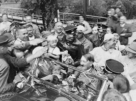NSDAP-Mitgliederkartei: Was war das „Dritte Reich“? Neun Leseempfehlungen