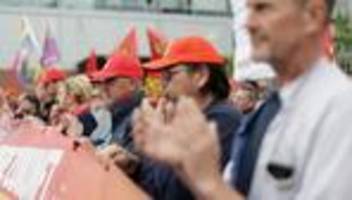 Aktionstag bei VW: Gewerkschaft protestiert vor Aufsichtsratssitzung von Volkswagen