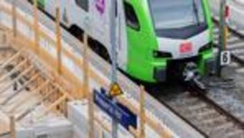Bahnreisende brauchen Geduld: Nach der Sperrung ist vor der Sperrung: Problemfall Schiene