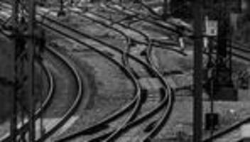 Deutsche Bahn: Strecke: frisch saniert - Pünktlichkeitsquote: 6 Prozent