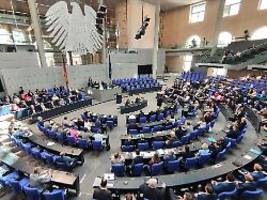 linke und grüne scheitern: bundesverfassungsgericht erlaubt abstimmungen zu kassenreform und heizungsgesetz