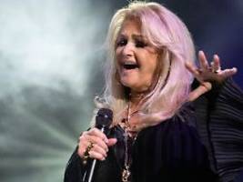 Von Bohlen bis König Carl Gustaf: Die Trauer um Bonnie Tyler ist riesig