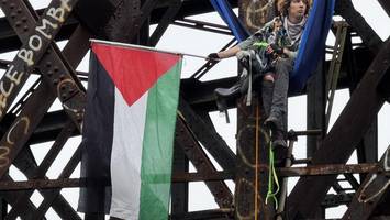 Erneute Proteste bei Rheinmetall – Polizei mit Großaufgebot vor Ort