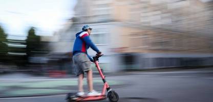 E-Scooter: Anbieter sollen künftig Opfer von Unfällen mit E-Rollern unterstützen