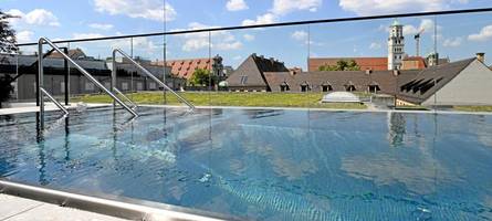 Welche Gäste den Hotel-Pool des Maximilian's nutzen dürfen