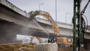 Bröckelnde Infrastruktur: Experten: Megakosten wegen maroder Brücken oft vermeidbar