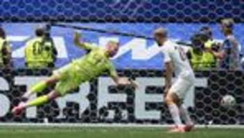 Bundesliga: Werder Bremen holt Nationaltorwart Schlager aus Salzburg