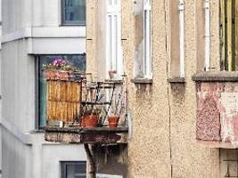 Wer ist zu informieren?: Schadensfall in der Mietwohnung: Was Mieter jetzt tun sollten