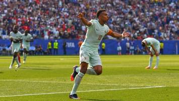 Traumtor inklusive: Mbappé und Dembélé führen Frankreich ins Halbfinale
