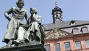 Einbrüche: Erneuter Vandalismus bei Brüder Grimm Festspielen Hanau