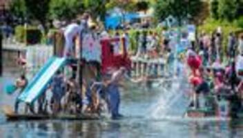Plauer «Badewannenrallye»: «Badewannen»-Party auf der Elde