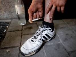 Trend zu riskantem Mischkonsum: Warum immer mehr junge Menschen an Drogen sterben
